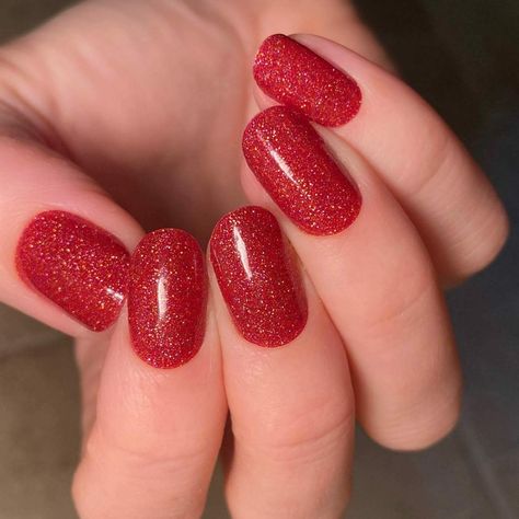 Retired Color Street - Cran-Tastic - New, Never Opened Fall Red Nails, Christmas Nail Polish, Berry Nails, Nails Sparkly, December Nails, Nail Polish Brands, Dry Nail Polish, Nail Polish Strips, Christmas Nail