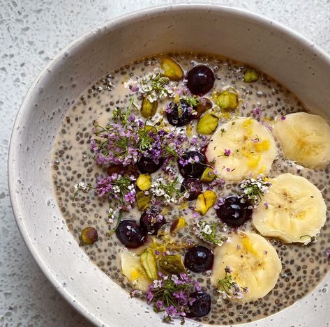 Earl Grey Chia Pudding, Australian Slang, Vegetarian Breakfast Recipes, Chia Seed Pudding, Breakfast Bowl, Vegetarian Breakfast, Earl Grey, Top Chef, Chia Pudding