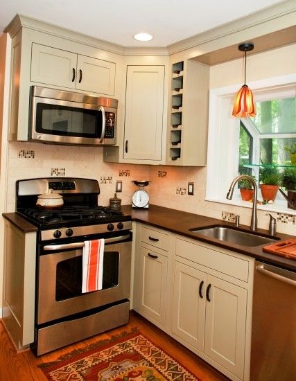 Small Kitchen Design, Pictures, Remodel, Decor and Ideas - page 135 Kitchen Design Pictures, Kabinet Dapur, New Kitchen Cabinets, Kitchen Plans, Kitchen Remodeling Projects, Kitchen On A Budget, Tiny Kitchen, Pop Design, Trendy Kitchen