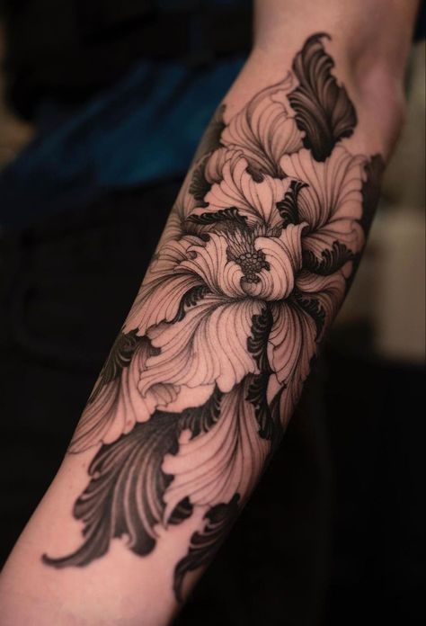 Simple Tattoos For Men, Best Tattoos For Men, Positivity Tattoo, Ornament Tattoo, Men Tattoo Ideas, Ink Master Tattoos, Red Tattoo Ideas, Lower Arm Tattoos, Floral Back Tattoos