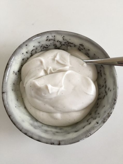 Coconut yoghurt (dairy free) Coconut Yoghurt, Coconut Yogurt, Probiotics, Home Made, Whole Food Recipes, Dairy Free, Yogurt, Dairy, Coconut