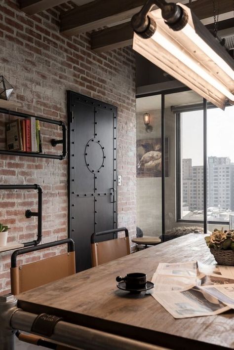 Modern Industrial Office Design, Sliding House, Urban Industrial Decor, Industrial Chic Decor, Industrial Style Interior, Dining Room Industrial, Industrial Office Design, Modern Industrial Decor, Barn Siding