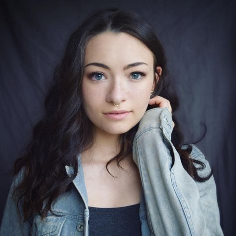 Jodelle Ferland, What Is Human, Red Carpet Party, Clara Oswald, Dark Matter, American Women, Face Claims, Celebrity Photos, Blue Eyes