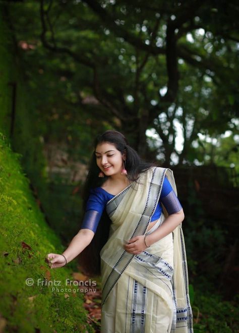 Malavika Nair, Beautiful Saree, Indian Beauty Saree, Military Jacket, Saree, Actresses, Beauty