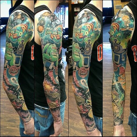 Space Jam full sleeve tattoo...  Danny Black Lotus, Severn MD Monstars Space Jam Tattoo, Space Jam Tattoo Design, Space Jam Tattoo, Jam Tattoo, Powerful Tattoos, Black Lotus Tattoo, Space Tattoo Sleeve, Brian Dawkins, Nerdy Tattoos