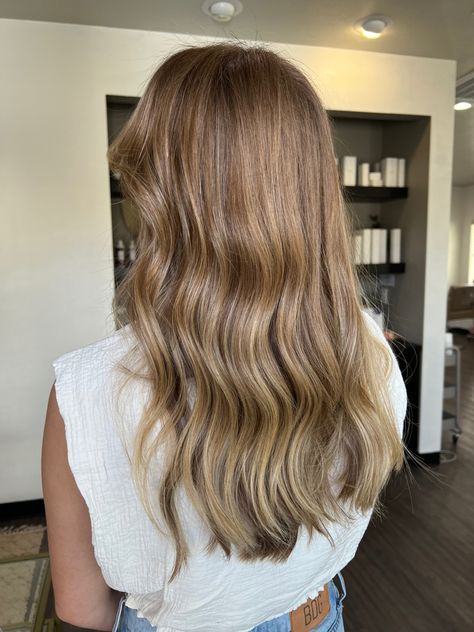 Long Balayage Hair Dark, Sunkissed Natural Balayage, Partial Balayage Dark Blonde, Honey Blonde Partial Balayage, Sunkissed Hair Light Brown, Sunkissed Bronde Hair, Sunkiss Balayage, Dark Blond Balayage, Sunkissed Hair Brunette Sun Kissed Natural Subtle Highlights