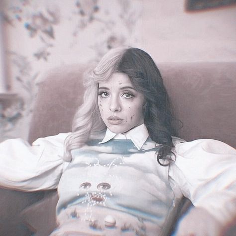 Dark Melanie Martinez Aesthetic, Melanie Martinez White Aesthetic, Melanie Martinez Dark Aesthetic, Dark Melanie Martinez, Melanie Martinez Black And White, Melanie Martinez Coloring Book, Melanie Core, Dark Pop, Artist Wall