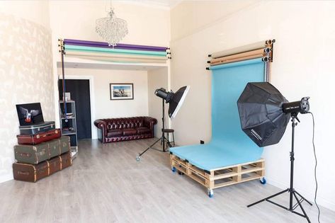 Garage Photography Studio, Photography Studio Interior Design, Studio Room Design, Pet Photography Studio, Ruangan Studio, Photo Studio Design, Photography Studio Decor, Photography Room, Home Photo Studio