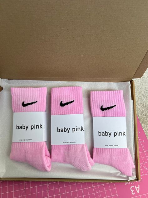 Brand new Nike crew socks hand dyed Size 2-4 5-8 and 8-11 uk sizes in box with labels baby pink Pink Nike Socks, Nike Crew Socks, Girly Decor, Baby Rosa, London Baby, Nike Socks, Pink Socks, Nike Accessories, Pink Nike