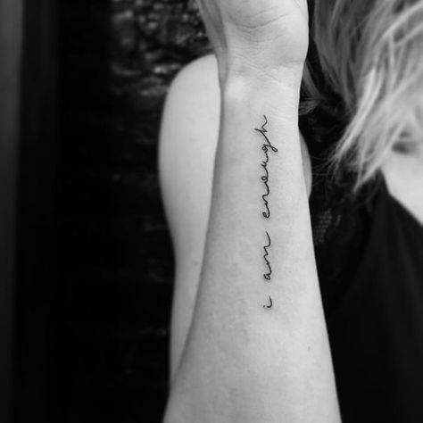 Coolest Forearm Tattoos #forearmtattoos #tattoos #girlswithtattoos #traditionaltattoos #tattoosketch #tattoostyle #lovetattoos #colortattoos Enough Tattoo, Tato Minimal, Tato Jari, Pola Tato, Tattoo Schrift, Cool Forearm Tattoos, Inspiration Tattoos, Cat Tattoos, Tiny Tattoo