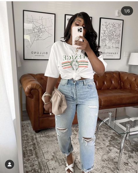 Mom Jeans T Shirt Outfit, Outfit Inspired Midsize, Black Mom Outfits Summer, Fashion For Moms In Their 30s, Mom Jeans And T Shirt Outfit, Cute Mom Outfits Summer, Everyday Outfits For Moms, Spring Midsize Outfits, Mid Size Spring Outfits