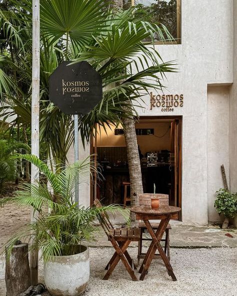 Davina Tan MY⚡️NYC on Instagram: "Yes to this cute coffee shop in Tulum. The ‘outdoors indoor, embracing nature, rustic chic’ vibe is 💯 the Tulum aesthetic and I’m here for it. #heydavinaxtulum #mexicotravel #tulumvibes #coffeeshop #coffeeshopcorners #manmakecoffee #anakkopi #sharingaworldofshops" Tulum Aesthetic, Tulum Restaurants, Rustic Cafe, Cute Coffee Shop, Cafe Shop Design, Embrace Nature, Farm Shop, Cute Coffee, Cafe Shop