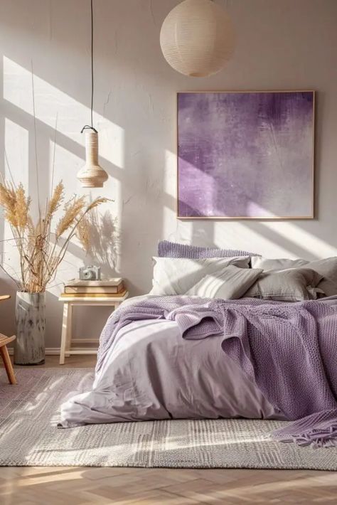 Purple Accent Bedroom Ideas, Lilac Bedroom Ideas For Women, Purple And Grey Bedroom Ideas, Purple And Gray Bedroom Ideas, Cream Bedroom Decor, Lilac Bedroom Ideas, Purple And Gray Bedroom, Beige Walls Bedroom, Lilac Bedroom