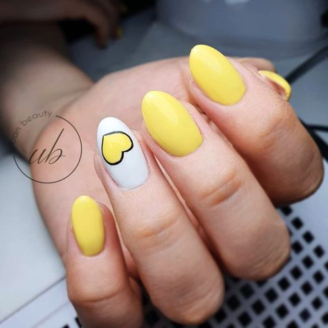 Gel Nails Heart, Yellow Gel Nails, Nails Heart, Nail Styles, Yellow Nails, Heart Nails, Nail Color, Nail Colors, Gel Nails