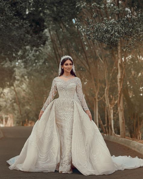 Jordanian Wedding Dresses, Arabian Gowns Dubai Wedding Dresses, Arabic Wedding Dress Muslim, Arabic Wedding Dress Dubai, Arabian White Wedding Dress, Muslim White Wedding Dress Bridal Gowns, White Wedding Dress Islam, Dress Soiree, Plain Wedding Dress