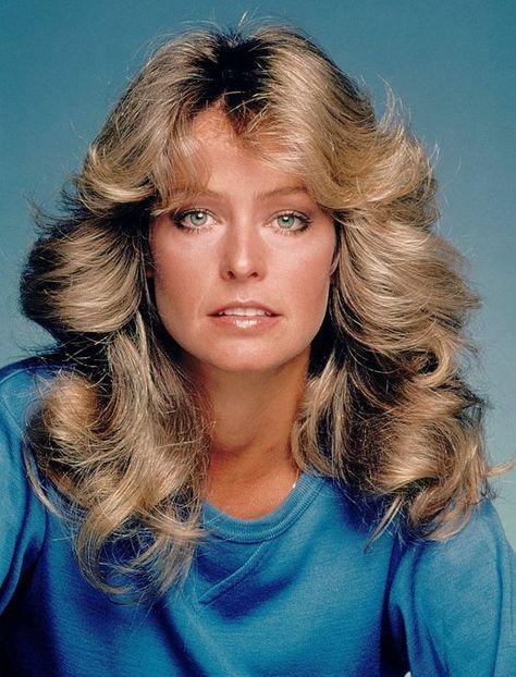 Diane Downs, 70’s Hair, Messy Bob Hairstyles, 70s Hair, 80s Prom, Bad Haircut, Face Shape Hairstyles, Farrah Fawcett, Long Natural Hair