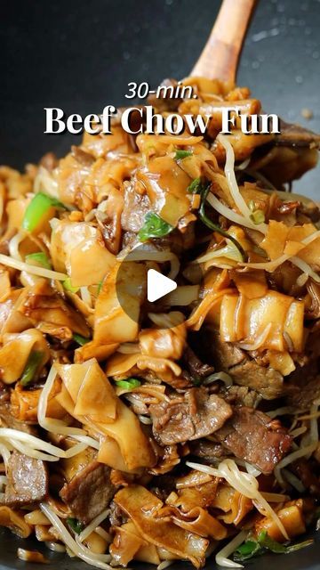 Chowfun Noodles, Chow Fun, Easy Cantonese Recipes, Beef Chow Fun, Beef Chow Fun Recipe, Chow Fun Recipe, Rice Noodles Stir Fry, Noodles Lover, Cantonese Food