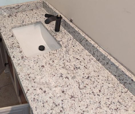 Dallas White Granite Countertops Dallas White Granite Countertops Kitchen, Dallas White Granite Kitchen, Dallas White Granite Countertops, Dallas White Granite, White Granite Countertops Kitchen, White Granite Slabs, White Granite Kitchen, Countertop Choices, Subway Backsplash