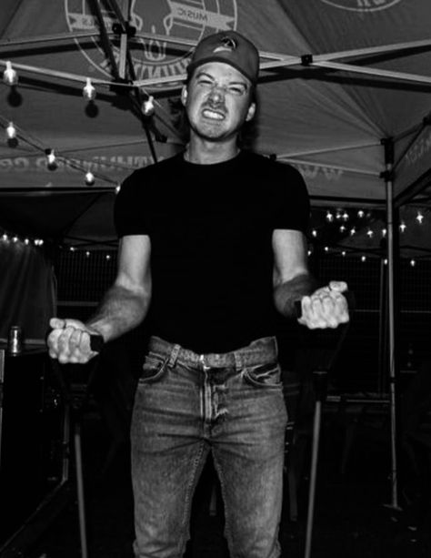 Morgan Wallen Rare Pictures, Morgan Wallen Black And White, Western Stuff, Country Stuff, Morgan Wallen, Cute N Country, East Tennessee, Rare Pictures