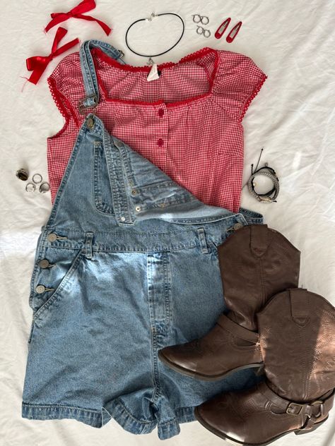 Farmer Clothes Aesthetic, Farmer Daughter Outfit, Trailer Park Aesthetic Outfit, Farmers Daughter Core Outfits, Farmer Outfit Aesthetic, Farmer Aesthetic Outfit, Farm Core Outfit, Farmers Daughter Aesthetic Outfits, Midwest Princess Outfit