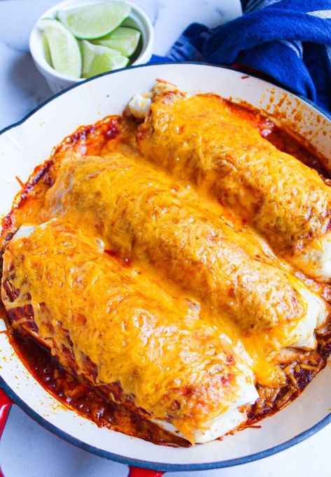 Verde Wet Burrito, Easy Wet Burrito Recipe Ground Beef, Verde Wet Burritos, Burrito Red Sauce Recipe, Verde Wet Burrito Recipe, Wet Burrito Sauce, Wet Burrito Recipe Ground Beef, Hatch Recipes, Burrito Recipe Healthy