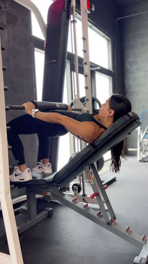 5 Smith Machine Glute Exercises 🔥 1- Sumo Straddle Lift 2- Hip Thrust on Incline Bench 3- Frog Kickback 4- Bulgarian Split Squat 5- Step-Up | Thelma Ortigoza | Young Miko · wiggy Glute Exercises, Incline Bench, Young Miko, Bulgarian Split Squats, Smith Machine, Split Squat, Hip Thrust, Chest Workout, Legs Workout