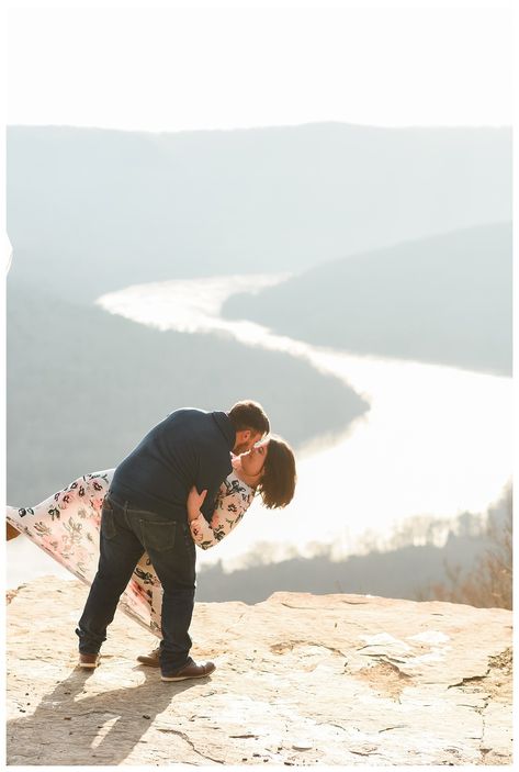 Snooper's Rock Engagement: Aureleia + Colton - Chattanooga Photographer Lookout Mountain Chattanooga, Chickamauga Battlefield, Chattanooga Wedding Venues, Cloudland Canyon, Downtown Chattanooga, Chattanooga Wedding, Chattanooga Tennessee, Travel Log, Location Photography