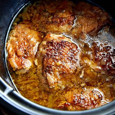 Rustic Slow Cooker Chicken Chicken Crockpot Recipes Easy, Crock Pot Recipes, Crockpot Dishes, Chicken Slow Cooker Recipes, Keto Foods, Crock Pot Slow Cooker, Best Chicken Recipes, Crockpot Recipes Slow Cooker, Crock Pot Cooking