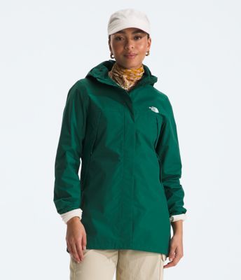 Made with 100% recycled fabrics, the Women’s Antora Parka is a bold, thigh-length silhouette inspired by our iconic Mountain Light Jacket. This waterproof and windproof shell features an adjustable hem and hood so you can customize your fit to the adventure. Mens Snow Boots, Jacket Parka, Snow Boots Women, Parka Jacket, North Face Women, Rain Wear, Light Jacket, Hoodie Top, Womens Vest