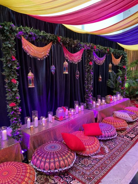 Arabian Nights Quince, Arabic Decoration Party, Aladdin Theme Wedding, Arabic Theme Party Outfit, Arabic Decoration Arabian Decor, Arabian Nights Prom Theme, Arabic Night Party Ideas, Arabian Nights Party Decorations, Arabian Nights Wedding Theme