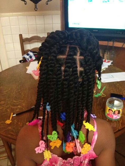 My Momma never gave me this hairstyle, but I always had a million colorful barrettes. Braids For Girls, Children Hairstyles, Daughter Hairstyles, Childrens Hairstyles, Cabello Afro Natural, Lil Girl Hairstyles, Kid Braid Styles, Natural African American Hairstyles, Toddler Hairstyles