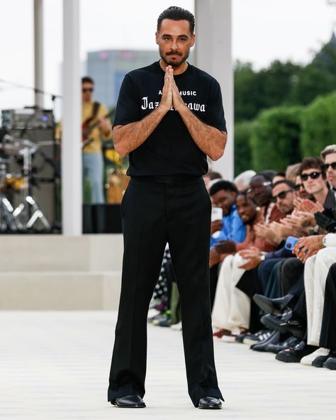 Amiri Ma-1 Outfit, Amiri Ss23, Amiri Shirt, Amiri Tshirt Men, Amiri Ma-1, Fashion Show, Photographer