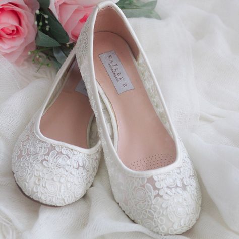 Unworn Ivory Lace Women Flats With Added Row Of Pearls On The Back Of Heel. Perfect For Bridal Events / Your Wedding Day. No Tag Attached But These Are Brand New As I Went With Sparkly Keds On My Wedding Day. Purchased From Etsy. Look At Seller Kaileep For The Original Posting. White Lace Flats, Wedding Flats For Bride, Comfy Wedding Shoes, Bride Flats, Wedding Ballet Flats, Wedding Shoes Bridesmaid, Ivory Bride, Wedding Shoes Comfortable, Bridal Flats