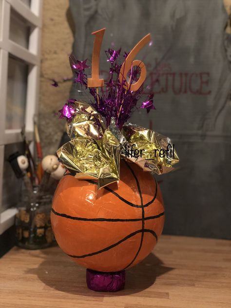 Paper mâché basketball centerpiece (papier-mâché) #basketball #basketballcenterpiece #papermache #centerpiece Basketball Centerpiece Ideas, Basketball Centerpieces, Diy Basketball, Banquet Centerpieces, Balloon Weights, Paper Mache Crafts, Basketball Ball, Centerpiece Ideas, Party Centerpieces