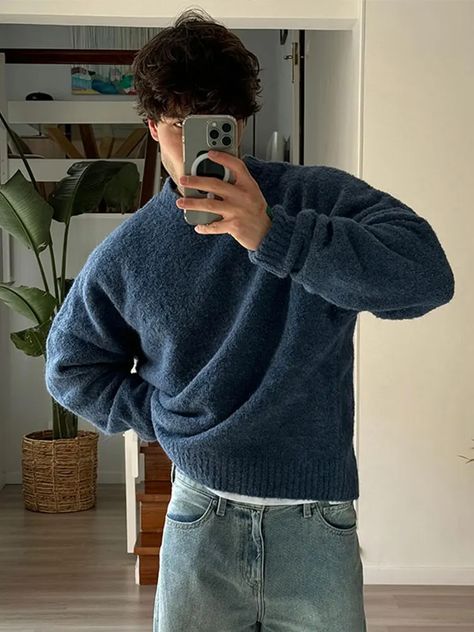 Fashion Solid Fleece Turtleneck Sweater For Male Casual Loose Long Sleeve Knitted Pullover 2024 Men’s Sweater Aesthetic, Man In Sweater Aesthetic, Knitted Sweaters Aesthetic Men, Men’s Outfit Inspo Winter, Mens Fashion Autumn 2024, Mens Fit Ideas, Men’s Jumpers, Men Jumper Outfit, Men’s Sweater Fashion