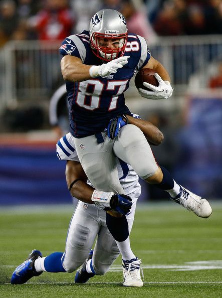 Gronk Patriots, Gridiron Gang, Rob Gronkowski, Patriots Football, Tom Brady, Sports Teams, Basketball Players, New England Patriots, Favorite Team