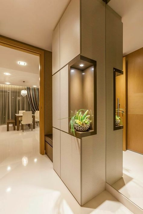 Niche Design Modern, Apartment Foyer Design, Wall Niches Ideas, Small Foyer Design, Interior Pillars, Wall Niches, Condominium Interior, Niche Modern, Elevated Homes