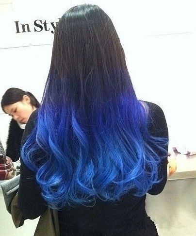 i kinda like the idea of black on top but what on the bottom?.. not blue.. Dip Dye Hair Brown, Bright Blue Hair, Gradient Hair, Blue Ombre Hair, Dip Dye Hair, Bright Hair Colors, Beautiful Hair Color, Hair Color Blue, Ombre Hair Color