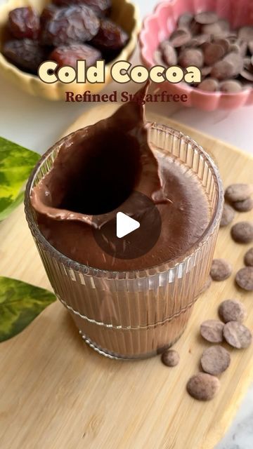 Prachi Agarkar on Instagram: "Cold Cocoa 🍫🤎 
Refined sugar free | Guilt free

Last few days of summer and here’s a healthyish Cold Cocoa recipe for you to enjoy this summer 🤎

Recipe 
3-4 dates 
6-8 almonds
1/4 cup milk 
2 tbsp cocoa powder 
1/2 cup milk 
1/4 cup dark chocolate

🤎 Soak dates with almonds in warm milk for half an hour. Blend it along with some cocoa powder 
🤎 Heat some milk in a saucepan, add dark chocolate and once it melts, add the blended dates almond mixture. 
🤎 Refrigerate it and enjoy 

Healthy, homemade, guilt free, cold coffee , drinks, summer , beverages," Cold Cocoa Recipes, Summer Refreshers, Summer Beverages, Drinks Summer, Cocoa Recipes, Cold Coffee, Warm Milk, Healthy Homemade, Refined Sugar Free