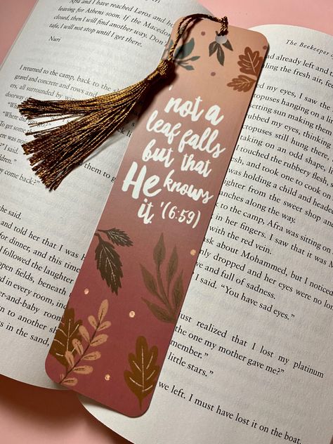 #procreate #procreatelettering #digital #digitalillustration #digitaldrawing #bookmark #tassel #booklovers #bookish #bookstagram #islamic #islamicreminder #islam #muslim #islamicposts #etsy #etsyshop #etsyseller #etsyfinds #etsygifts #etsystore #etsyshopowner #smallbiz #smallbusinessowner #fall #autumnvibes Islamic Book Marks, Social Media Images Design, Mini Project, Bookmark Ideas, Images Design, Tassel Bookmark, Procreate Lettering, Book Marks, Diy Resin Art