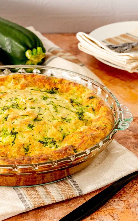 Bisquick Impossible Vegetable Pie, Zucchini Tomato Pie Bisquick, Impossible Zucchini Pie Recipes, Bisquick Impossible Zucchini Pie Recipes, Zucchini Quiche Recipes Crustless, Tomato Pie With Bisquick, Zucchini Pie With Bisquick, Zucchini Impossible Pie, Quiche Lunch Ideas