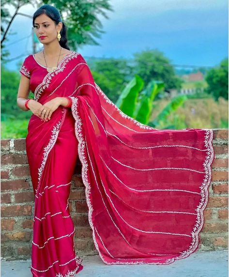 Draping this beautiful jimmy choo saree from @desilook_lifestyle_2 ..I just love the fabric and the cut work going all over the saree .. the saree has some weight and looks amazing after draping. .Here I m sharing my tips to drape this beautiful jimmy choo saree #draping #drapingdesigns #drapingdress #sareedraping #sareedrapingstyle #sareelove #sareelovers #drapingtechnique Traditional Drape Saree With Mirror Work, Handloom Jamawar Pre-draped Saree In Traditional Drape, Gujarati Saree Style Draping, Traditional Drape Pre-draped Saree For Puja, Gujarati Drape Saree, Draping Dress, Draping Techniques, Saree Draping Styles, Cut Work