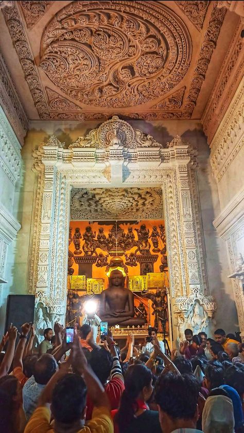 Kundalpur damoh jain mandir Jainism Aesthetic, Jainism Wallpaper, Jain Mandir, Spiritual Photos, Jain Temple, Peace Illustration, Sukkot, Vision Board Manifestation, Instagram My Story