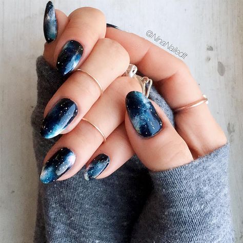 Ideas of Galaxy Nails You Need to Copy Immediately ★ See more: http://glaminati.com/ideas-galaxy-nails/ Universe Nails Design, Cosmos Nails, Blue Nail Inspiration, Universe Nails, Nail Art Galaxy, Galaxy Nail Art, Nail Art Halloween, Nails Trend, Space Nails