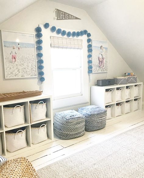 Room Dekoration, Stylish Toy Storage, Loft Playroom, Basement Playroom, Kids' Playroom, Playroom Storage, Playroom Design, Playroom Organization, Attic Bedroom