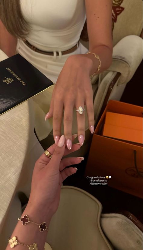 Cartier With Engagement Ring, Cartier Timeless Luxury Wedding And Engagement Rings, Cartier Rings Aesthetic, Cartier Jewelry Aesthetic, Luxury Ring Stack, Diamond Ring Aesthetic, Rings Aesthetic Cartier, Cartier Jwelery, Luxe Jewelry