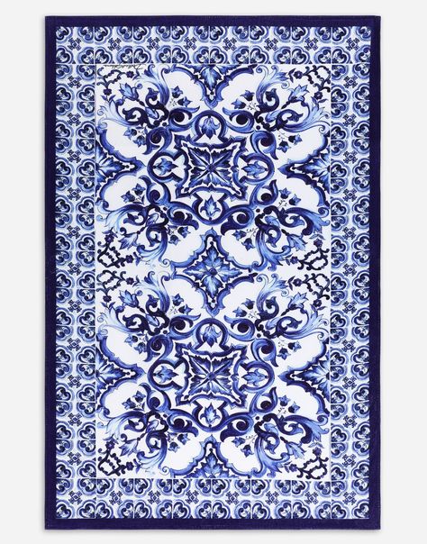 Majolica-print terrycloth beach towel in Multicolor for Women | Dolce&Gabbana® Painterly Prints, Dolce And Gabbana Blue, White Towels, Dolce E Gabbana, Arabesque, Cotton Towels, Terry Cloth, Pattern Art, Beach Towel