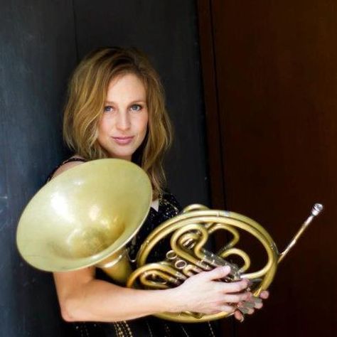 French horn portrait Piano Photoshoot, Musician Portraits, Musician Photography, Senior Photography Poses, Senior Portrait Poses, Graduation Poses, Senior Photo Poses, Houston Photography, French Horn