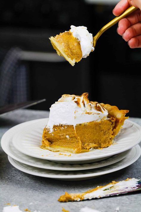 Mascarpone Pumpkin Pie: Creamy & Delicious Recipe Mascarpone Pie, Pie Inspiration, Pumpkin Tart, Classic Pumpkin Pie, Vegan Pie Crust, Pumpkin Tarts, Train Pumpkin, All Butter Pie Crust, Homemade Recipes Dessert