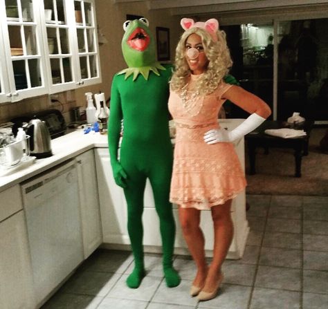 Kermit the frog and Miss Piggy Miss Piggy And Kermit Costumes Couple, Kermit And Miss Piggy Costumes Couple, Kermit The Frog And Miss Piggy Costume, Kermit Halloween Costume, Miss Piggy And Kermit, Kermit And Miss Piggy Costumes, Miss Piggy And Kermit Costumes, Kermit The Frog Costume, Sully And Boo Costume